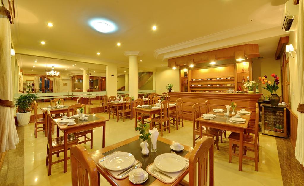 Win Unity Hotel Pyin Oo Lwin Extérieur photo