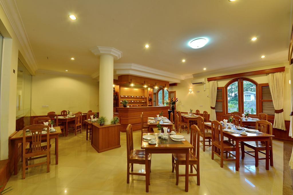 Win Unity Hotel Pyin Oo Lwin Extérieur photo
